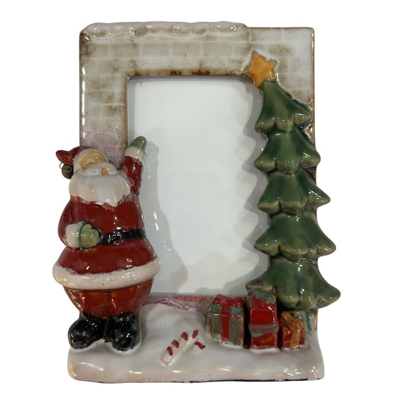Vintage Ceramic Free Standing 3D Christmas Frame - Santa, Tree & Presents - Picture 8 of 10